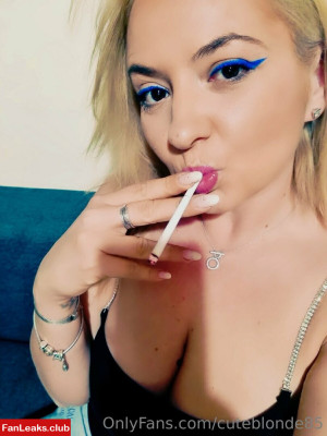 cuteblonde85 onlyfans leaked photos