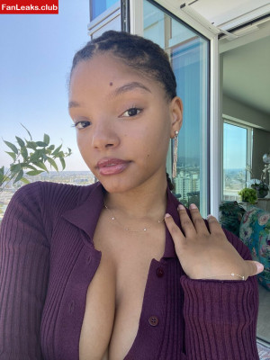 Halle Bailey Onlyfan Leaked Photo 51