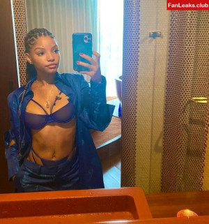 Halle Bailey Onlyfan Leaked Photo 57