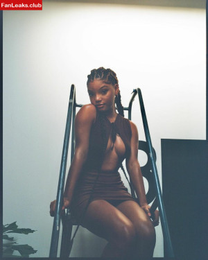 Halle Bailey Onlyfan Leaked Photo 70