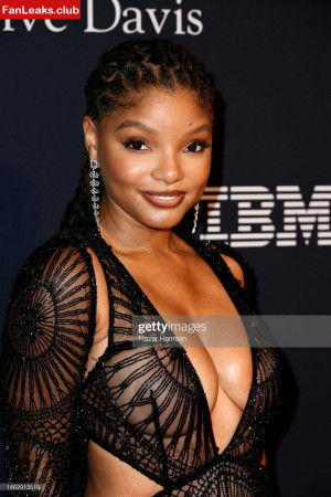 Halle Bailey Onlyfan Leaked Photo 118