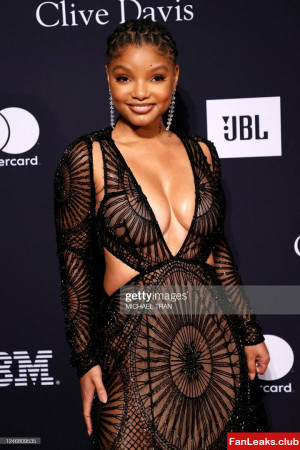 Halle Bailey Onlyfan Leaked Photo 119