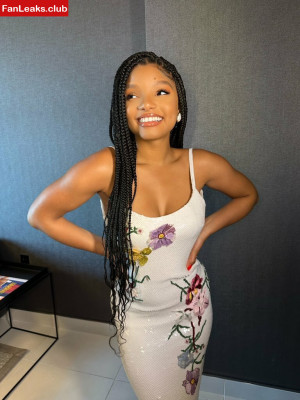 Halle Bailey Onlyfan Leaked Photo 197