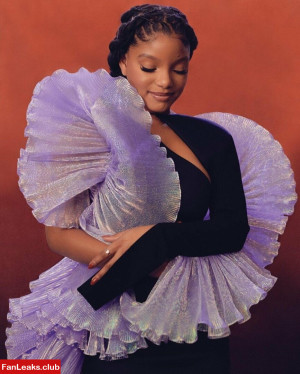 Halle Bailey Onlyfan Leaked Photo 242