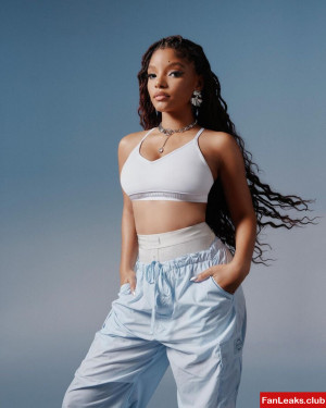 Halle Bailey Onlyfan Leaked Photo 361