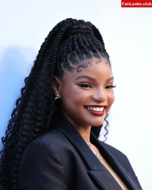 Halle Bailey Onlyfan Leaked Photo 379