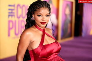 Halle Bailey Onlyfan Leaked Photo 478