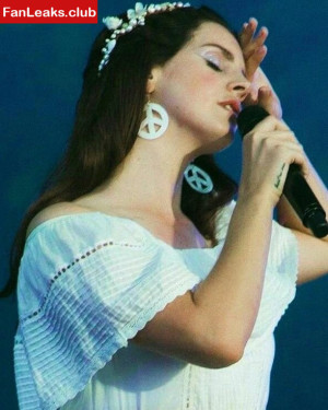 Lana Del Rey Onlyfan Leaked Photo 270