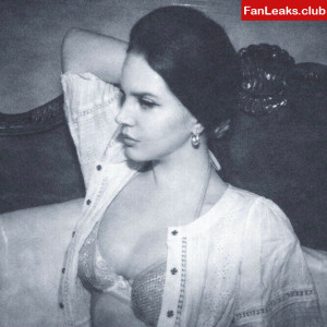 Lana Del Rey Onlyfan Leaked Photo 368