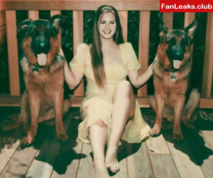 Lana Del Rey Onlyfan Leaked Photo 463