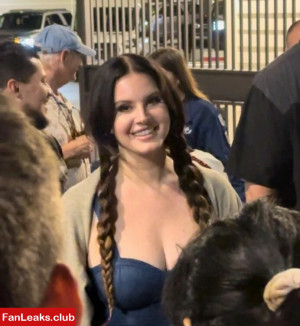 Lana Del Rey Onlyfan Leaked Photo 520