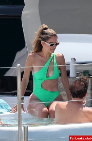 Maria Menounos Onlyfan Leaked Photo 247